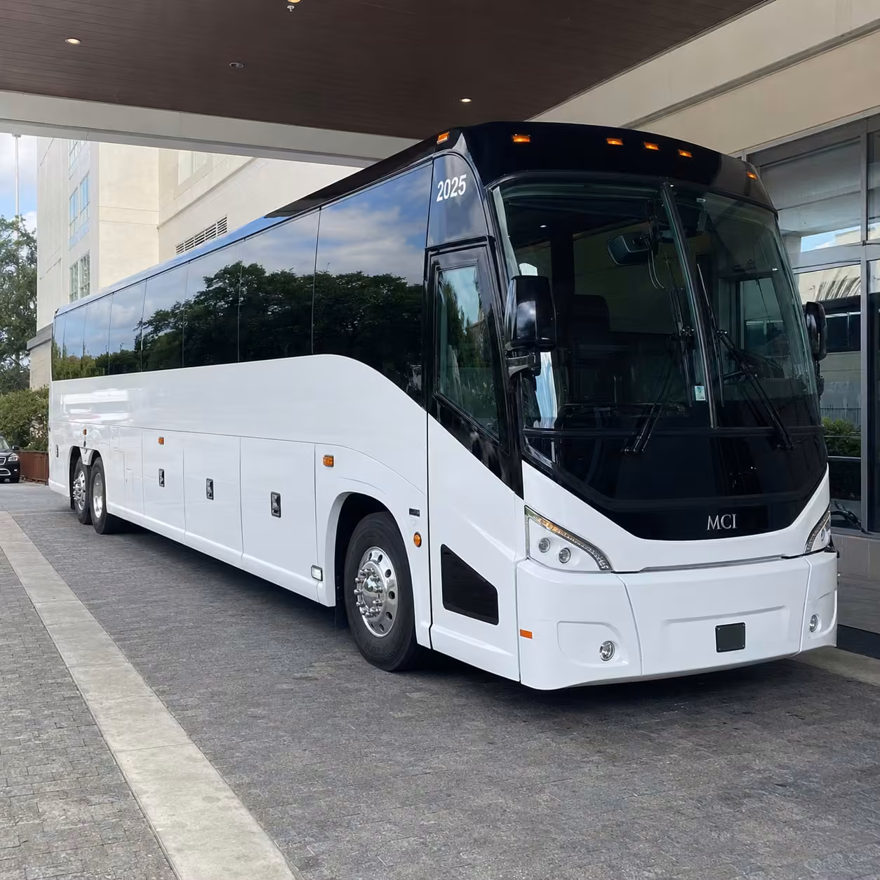 albuquerque charter bus exterior